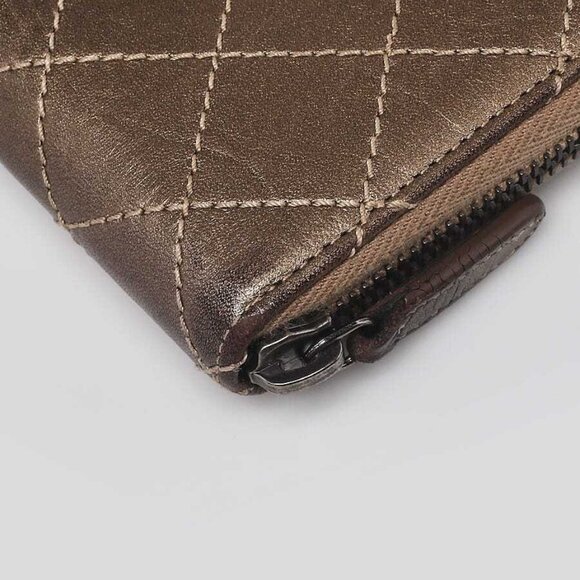 Chanel Bronze Calfskin Quilted Leather L-Gusset Zip Wallet - Picture 3 of 11
